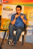 Aamir KHan meet Tata Tea-3 Idiots contest winners - inditop.com 1