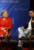 Aamir Khan meets Hillary Clinton 1