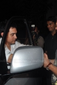 Aamir Khan, Karishma, Sonakshi watch Dabangg with Salman Khan - inditop.com26