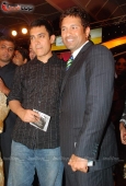 Aamir at CNN IBN heroes event - inditop.com 9