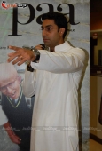 Abhishek Bachchan promotes film Paa - inditop.com 