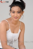 Actress Aakarsha Exclusive photo shoot - inditop.com14