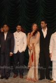 Aishwarya & Abhishek Bachchan at Raavan music launch - inditop.com 6