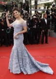 Aishwarya Rai at Cannes film festival - inditop.com4