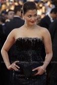 Aishwarya Rai at Cannes film festival - inditop.com6