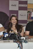 Aishwarya Rai unveils Pritish Nandy book Again - inditop.com12