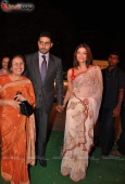 Aishwarya rai and Abhishek at Nandita Mahtani brother Bharat wedding reception - inditop.com 15