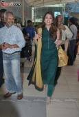 Aishwarya, Mani & Vikram return after Hyderabad Raavan promotions - inditop.com5