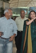 Aishwarya, Mani & Vikram return after Hyderabad Raavan promotions - inditop.com7