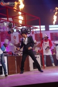 Akshay Kumar at Master Chef  Indian on location - inditop.com4