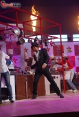 Akshay Kumar at Master Chef  Indian on location - inditop.com5