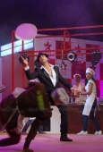 Akshay Kumar at Master Chef  Indian on location - inditop.com9