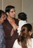 Akshaya Kumar, zayed khan & family, sunil shetty & family and lots more at Sanjay Dutt Mata Ki Chowki 8