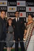 All Bollywood Celebs at Paa premiere set 2 - inditop.com 44