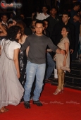 Amir Khan, Shezan Padamsee, Claudia Ciesla, Gul Panag and Others at Raajneeti Premiere - inditop.com10