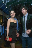 Amrita Rao & Baz Lurhman at Vincent Painting Exhibition - inditop.com 