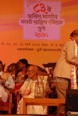 Big B at Marathi literary awards in pune - inditop.com 9