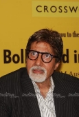 Big B launches Bollywood in posters book - inditop.com1