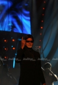 BigB, Shahrukh, Salman & Akshay perform for Cintaa Superstars ka Jalwaa - inditop.com 11