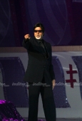 BigB, Shahrukh, Salman & Akshay perform for Cintaa Superstars ka Jalwaa - inditop.com 13