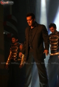 BigB, Shahrukh, Salman & Akshay perform for Cintaa Superstars ka Jalwaa - inditop.com 2