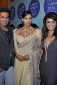 Bipasha Basu sizzles the ramp for RockyS with Queenie - inditop.com 13