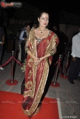 Celina Jaitley & Isha Koppikar at Fardeen Khan sister Laila Khan wedding reception - inditop.com 12