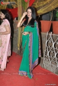 Celina Jaitley, Genelia, Amrita Arora at Mushtaq Sheikh sister Najma - inditop.com17