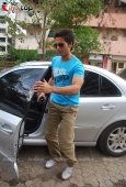 Dashing Shahid Kapoor spotted 1