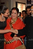 Daughter of Shatrughan Sinha, Sonakshi Sinha, Hema, Rekha at Saadiyan film premiere - inditop.com 