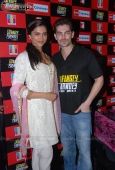 Neil and Deepika promote Lafangey Parindey - inditop.com14