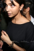 Deepika Padukone & Siddharth Mallya at Arpita and Arbaaz Khan birthday bash at Aurus - inditop.com14