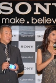 Deepika Padukone Appointed as new brand ambassador for Sony Cyber Shot - inditop.com 2