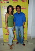 Deepika Padukone and Farhan promote KCK on Radio Mirchi - inditop.com 1