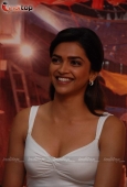 Deepika Padukone and Neil at Lafangey Parindey press meet - inditop.com22