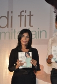 Deepika Padukone unveils Namita Jain Jaldi Fit Book - inditop.com19