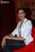 Deepika Padukone with Koel Purie for show on Kouch with Koel - inditop.com 6