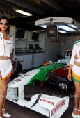 Deepika Padukone with hot desi F1 girls - inditop.com 17