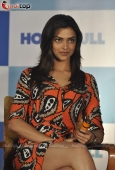 Deepika padukone, Jiah Khan, Akshay Kumar & other cast at Housefull press meet - inditop.com 14