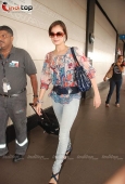 Dia Mirza and Sharman airport pics as they leave for IIFA Colombo - inditop.com9