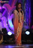 Dia Mirza at GR 8 Women Awards - inditop.com 12