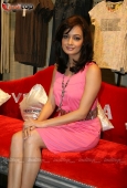 Dia Mirza at the launch of Vero Moda store - inditop.com 12