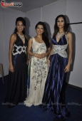 Geeta Basra at Archana Kocchar show for Silver Jubilee of Juhu Club - inditop.com 17