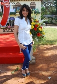 Genelia, Rhea Kapoor and Soniya Mehra at Elle Race - inditop.com 7