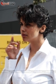 Gul Panag launches Nirupama Subramaniam  book - inditop.com 6