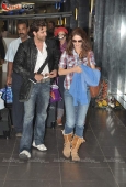 Hrihtik arrives with Barbara in Mumbai - inditop.com