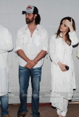 Hrithik and many other Bollywood stars at actorr Sujit Kumar prayer meeting - inditop.com 1