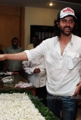 Hrithik and many other Bollywood stars at actorr Sujit Kumar prayer meeting - inditop.com 11