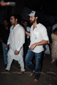 Hrithik and many other Bollywood stars at actorr Sujit Kumar prayer meeting - inditop.com 18