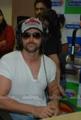 Hrithik at Radio City - inditop.com 10